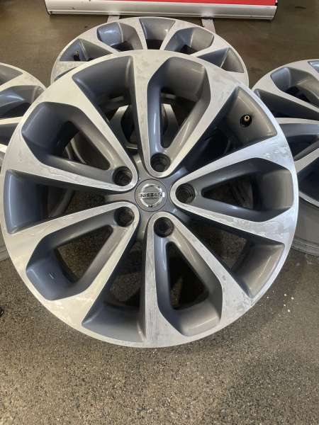 valuveljed Nissan Originaal